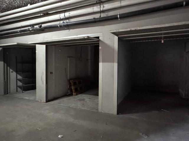 Box in vendita a Porossan-Roppoz, Aosta