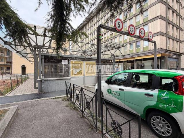 Box in vendita a Aosta