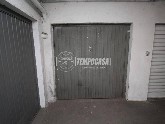 Box in vendita a Le Gotrau, Aosta