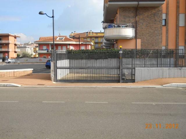 Box in vendita a Aprilia, Lazio