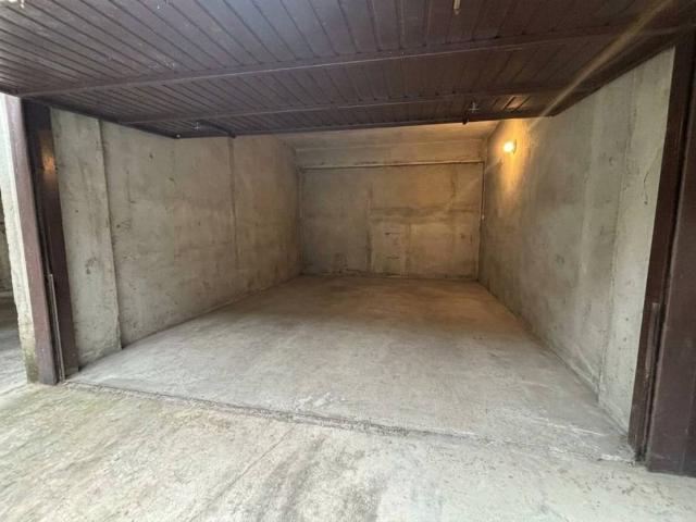 Box in vendita a Sant'Anna, Arese