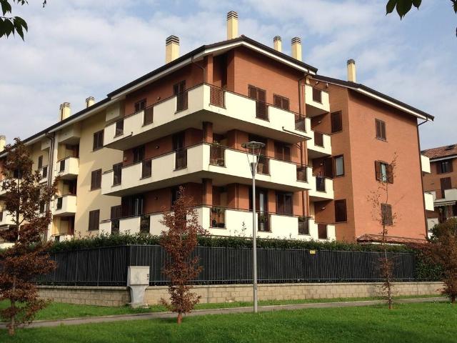 Box in vendita a Arese, Lombardia