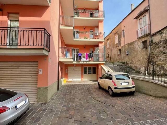 Box in vendita a Ariano Irpino, Campania