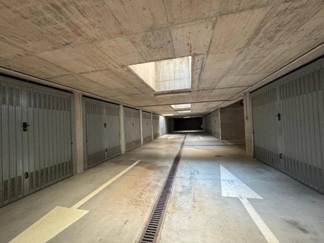 Box in vendita a Arluno, Lombardia