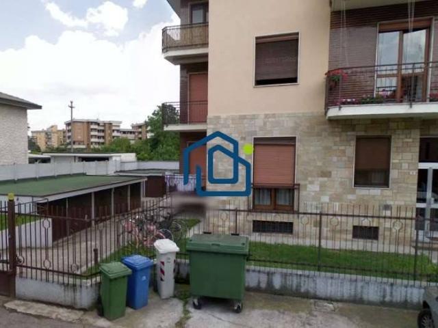 Box in vendita a Arluno, Lombardia