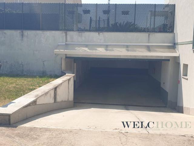 Box in vendita a Arluno, Lombardia