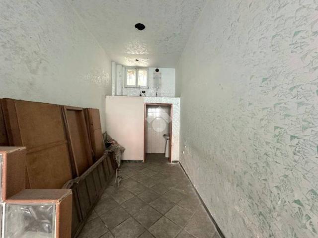 Box in vendita a Arzano, Campania