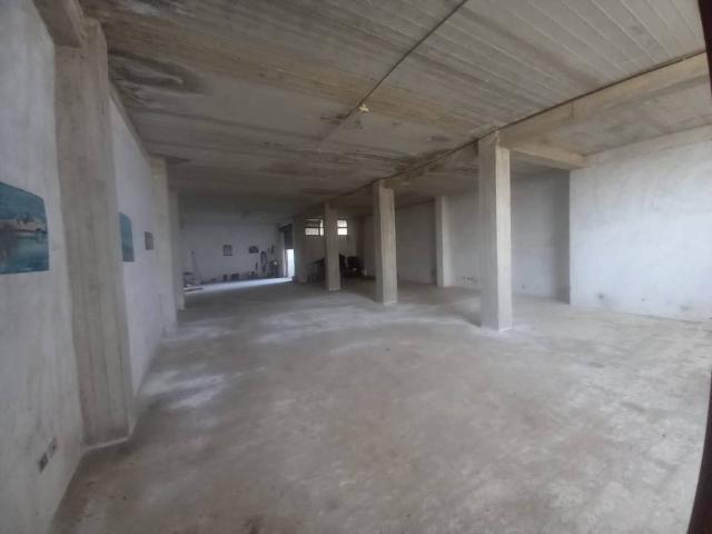 Box in vendita a Borgo Chiaro, Marche