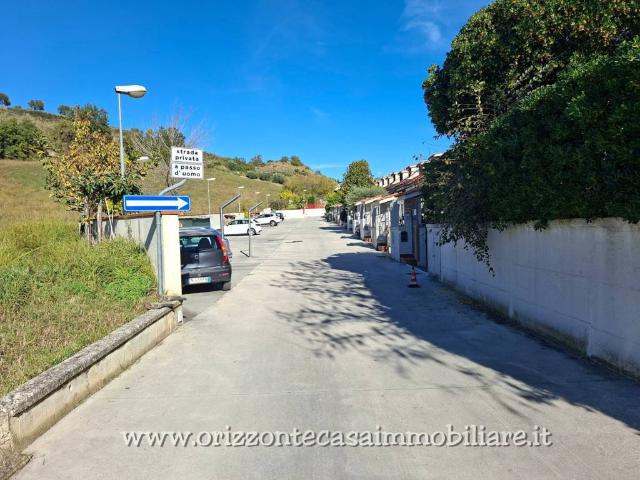 Box in vendita a Marche, Ascoli Piceno