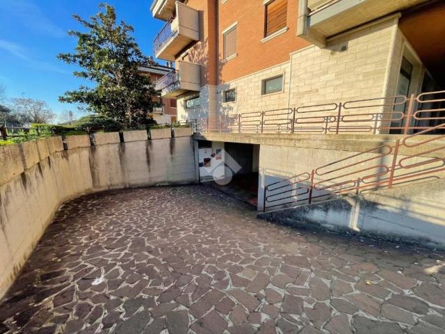 Box in vendita a Assisi, Umbria