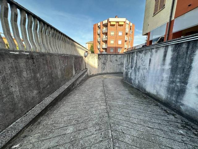 Box in vendita a Asti