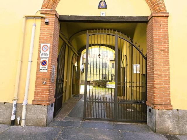 Box in vendita a Rione Cattedrale, Piemonte