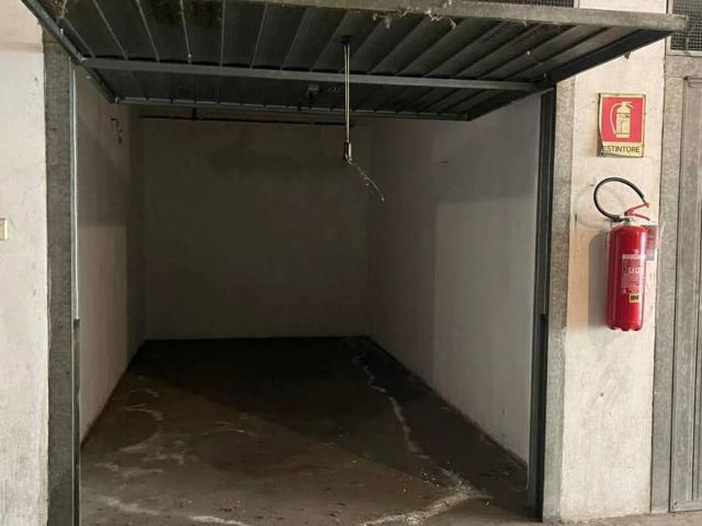 Box in vendita a Asti