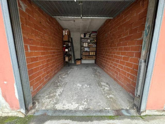 Box in vendita a Borgo Don Bosco, Asti