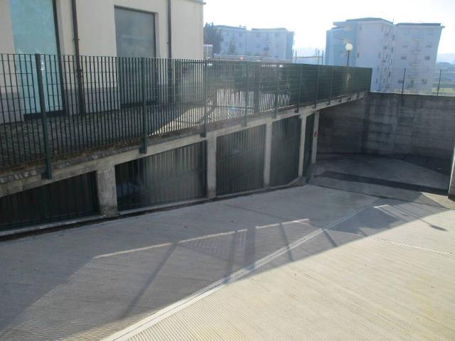Box in vendita a Borgo Torretta, Asti