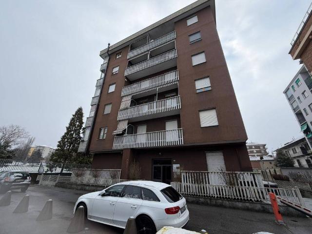 Box in vendita a Borgo Torretta, Piemonte