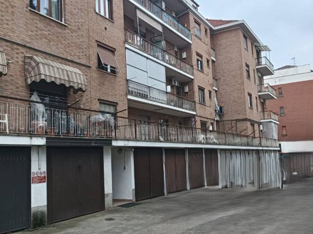 Box in vendita a Borgo Don Bosco, Piemonte