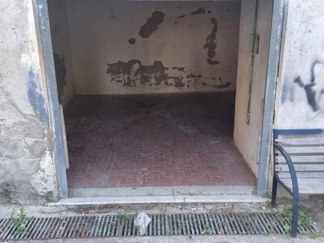 Box in vendita a Partenio, Avellino