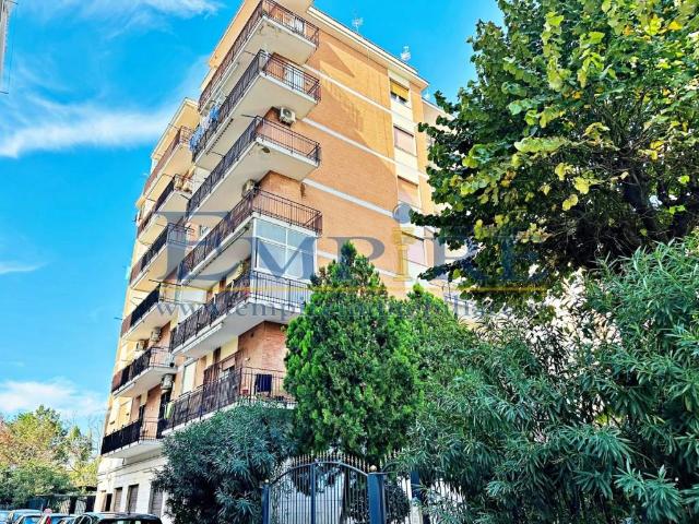 Box in vendita a Rione Costantinopoli, Aversa
