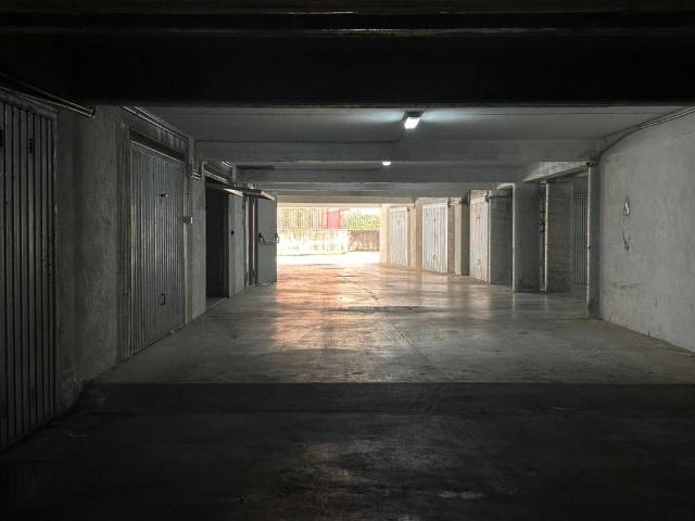 Box in vendita a Avezzano, Abruzzo