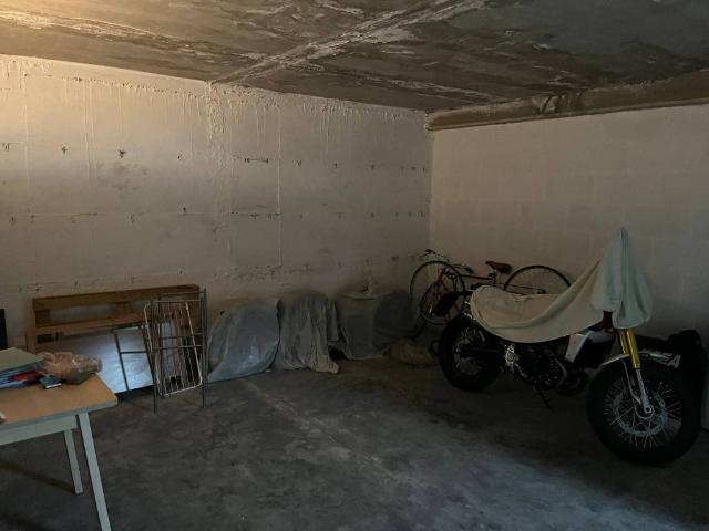 Box in vendita a Avezzano, Abruzzo
