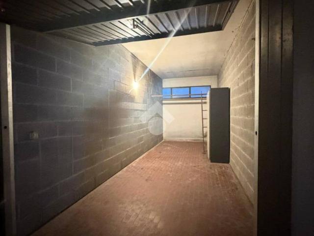 Box in vendita a Azzano San Paolo, Lombardia