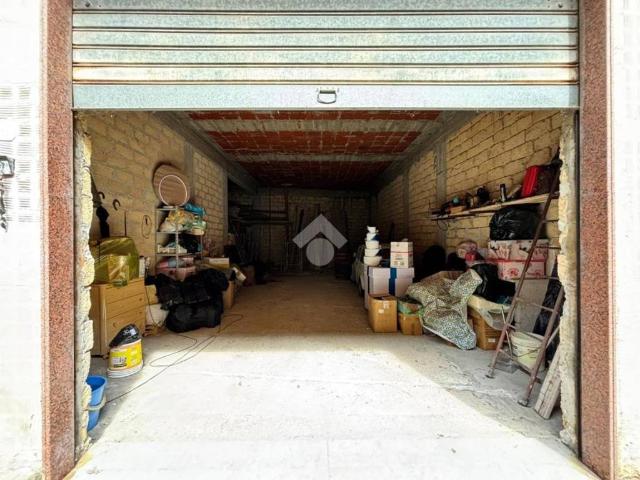 Box in vendita a Bagheria, Sicilia
