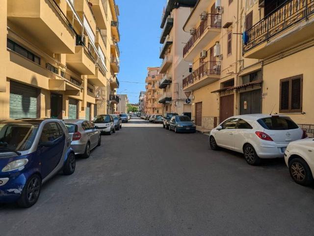 Box in vendita a Bagheria, Sicilia