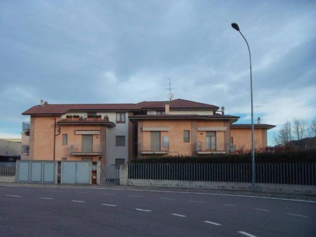Box in vendita a Cassinone, Bagnatica