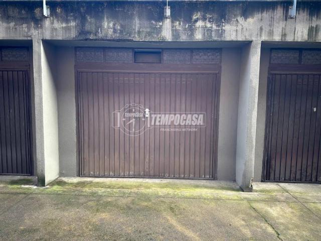 Box in vendita a Bareggio, Lombardia