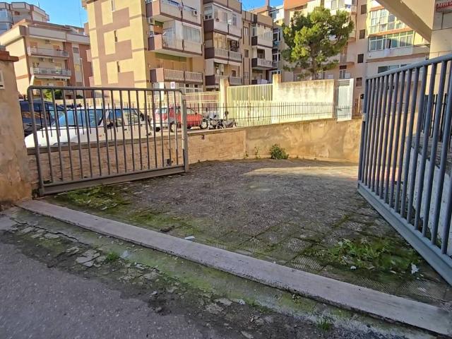 Box in vendita a Poggiofranco, Puglia