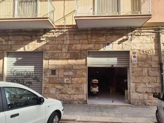 Box in vendita a Municipio 2, Puglia