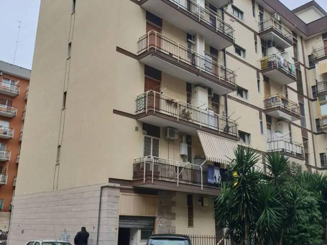 Box in vendita a Bari