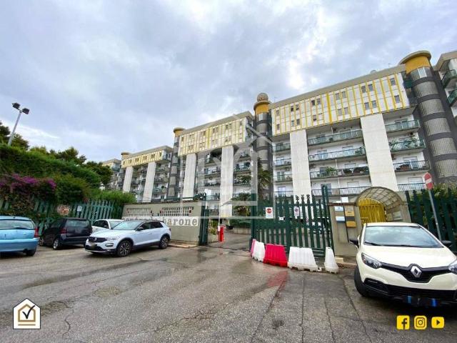 Box in vendita a Mungivacca, Bari