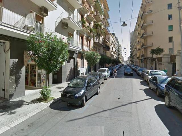 Box in vendita a Madonnella, Bari