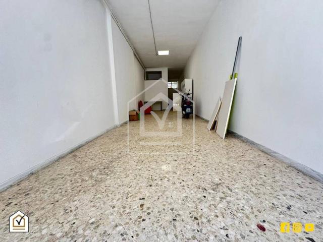 Box in vendita a Bari