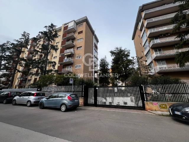 Box in vendita a Poggiofranco, Bari