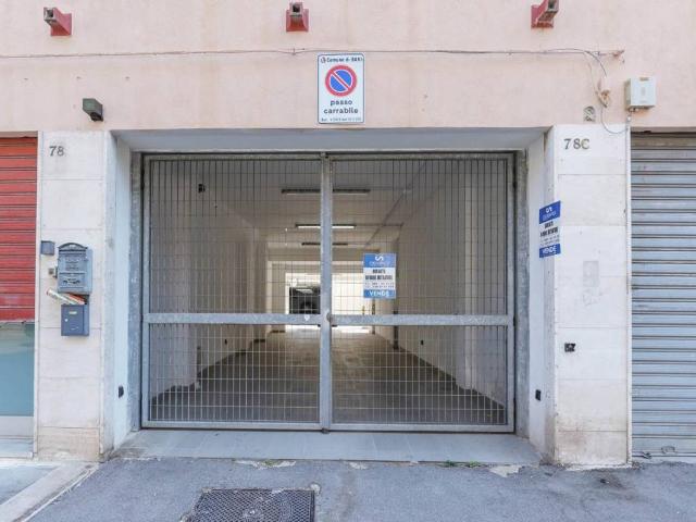 Box in vendita a Municipio 1, Puglia