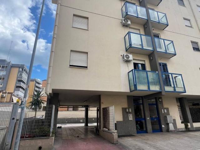 Box in vendita a San Girolamo, Bari