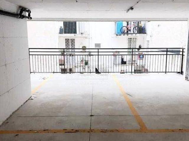 Box in vendita a Carrassi, Bari