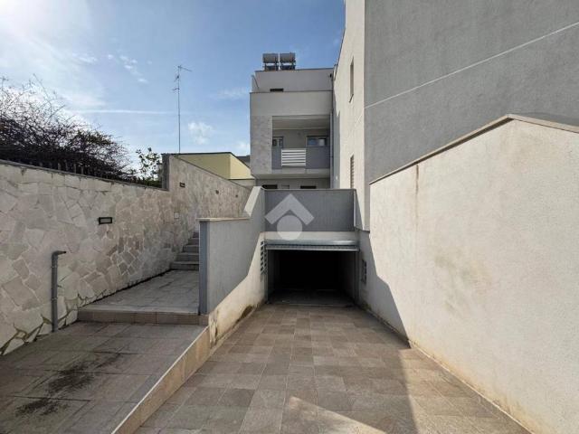Box in vendita a Municipio 5, Puglia