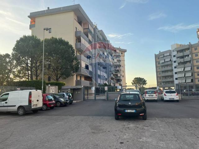 Box in vendita a Bari