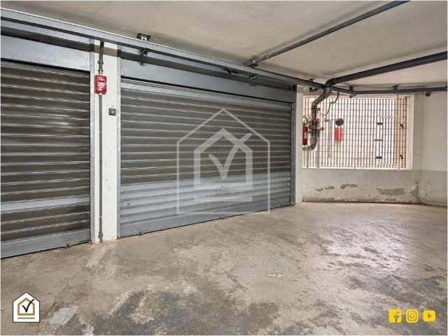Box in vendita a Picone, Bari