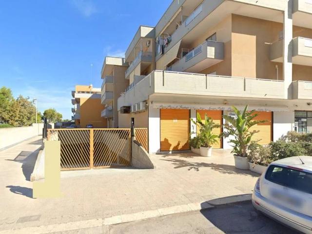 Box in vendita a Barletta, Barletta-andria-trani