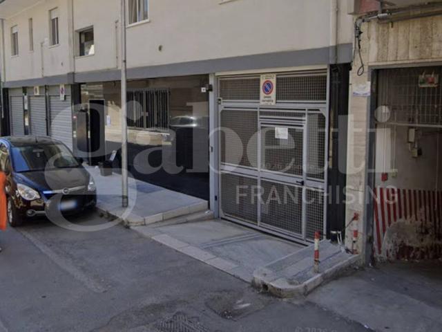 Box in vendita a Patalini, Puglia