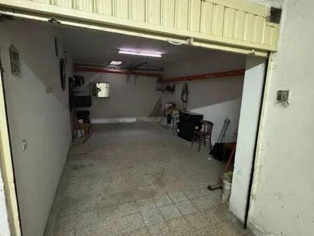Box in vendita a Zona 167, Barletta