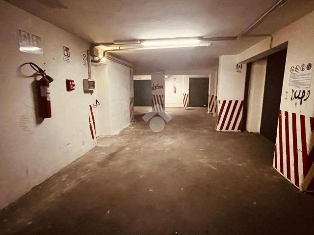 Box in vendita a Sava, Baronissi