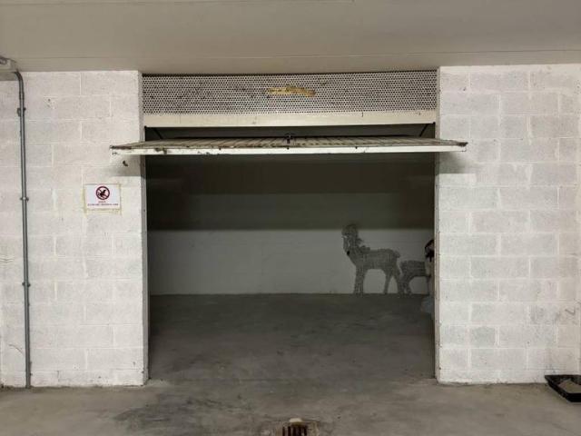 Box in vendita a Bastia Umbra, Umbria