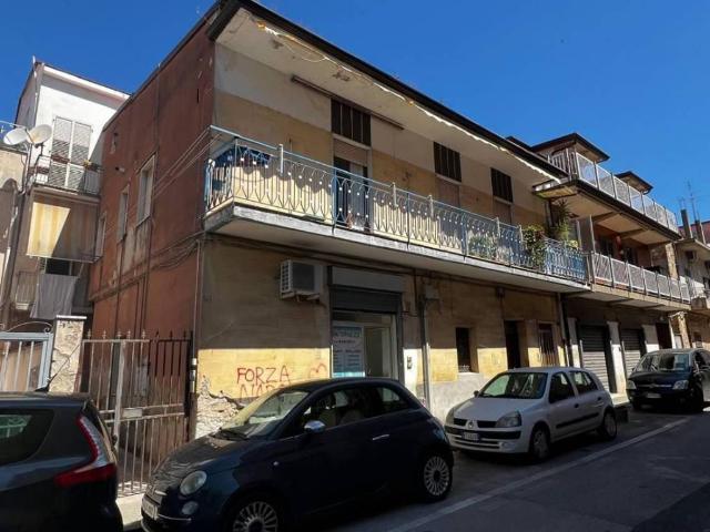 Box in vendita a Olevano Sul Tusciano, Campania