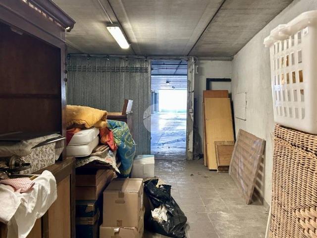 Box in vendita a Borgo Melano, Piemonte